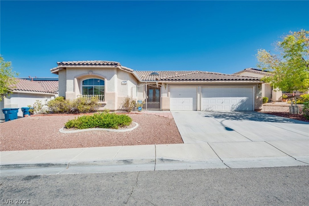 GORGEOUS HOME WITH 3 CAR GARAGE
