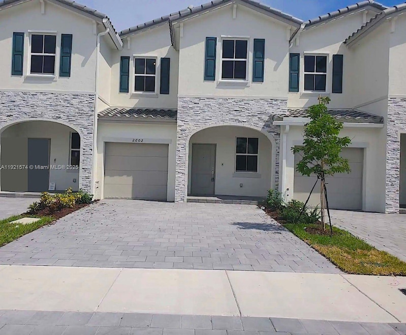 2602 SE 11th St, Homestead, FL 33035 - photo 1