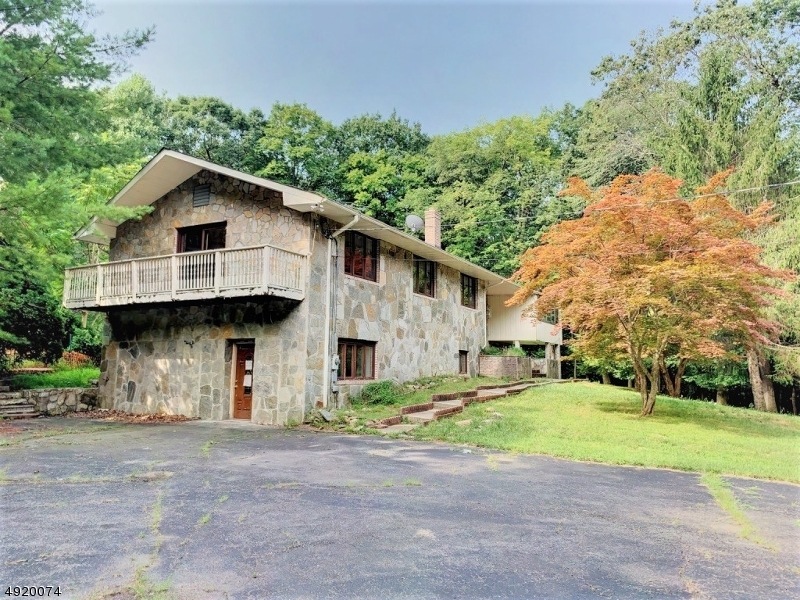 5 Skunktown Ln, Blairstown, NJ 07825 - photo 1