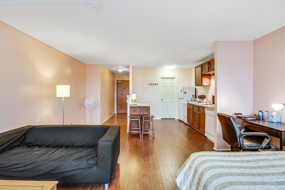 Tower Plaza unit 12L, Ann Arbor, MI 48104 - photo 1