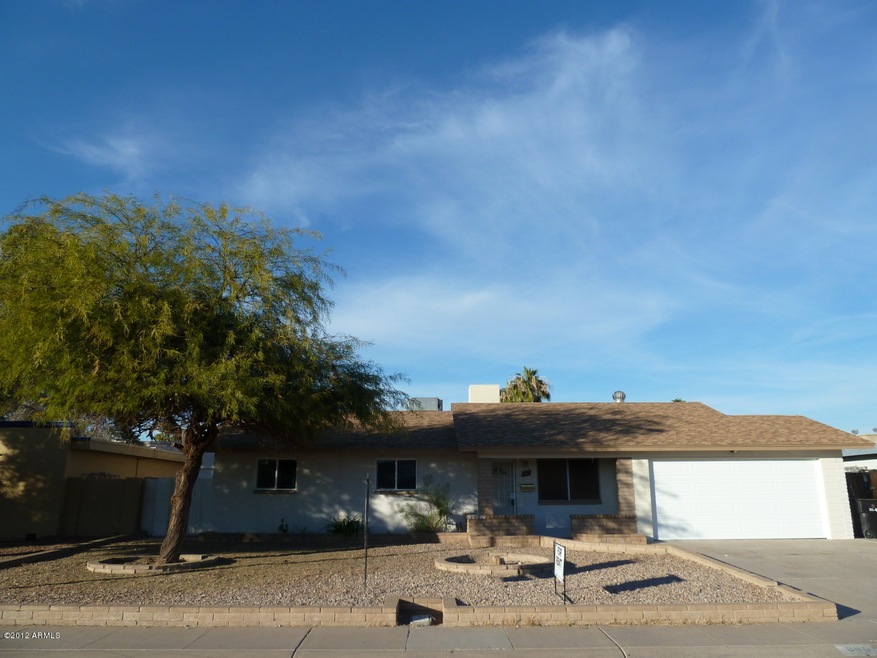 880 W Shannon St, Chandler, AZ 85225 - photo 1