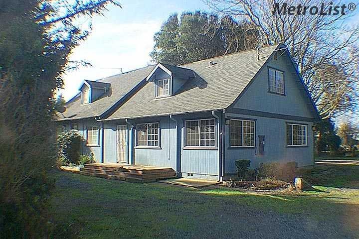 25939 N State Route 99 Frontage Rd W, Acampo, CA 95220 - photo 1