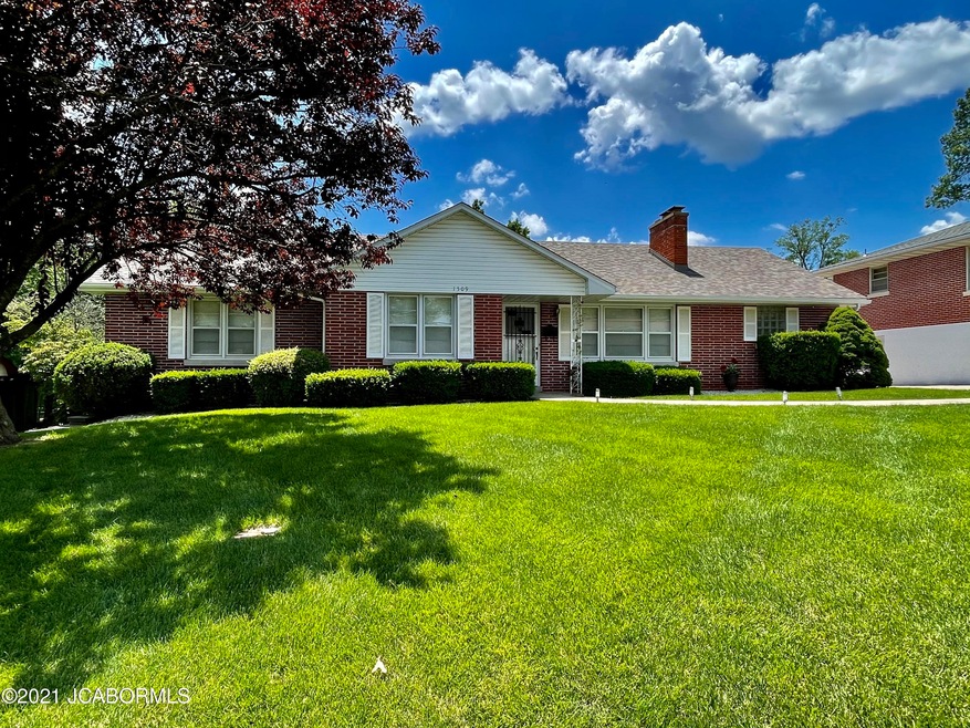 4FFF271A-6FD8-45FF-B95A-877837DFBAEE