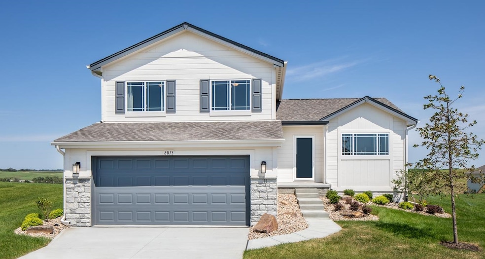 10601 Flint Dr, Papillion, NE 68046 - photo 1