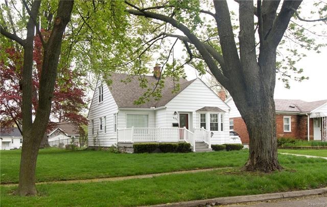 603 E Tennyson