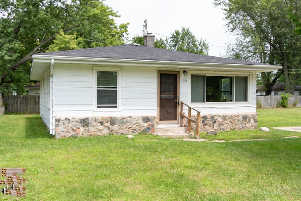 7241 Lake Drive-10
