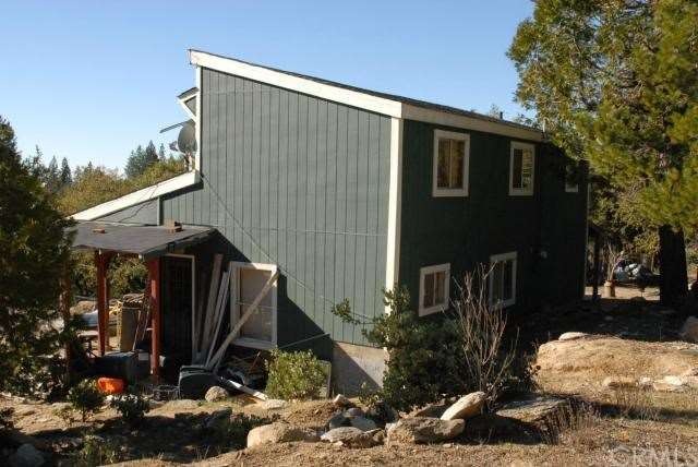 Sunny and bright home on 2.67ac