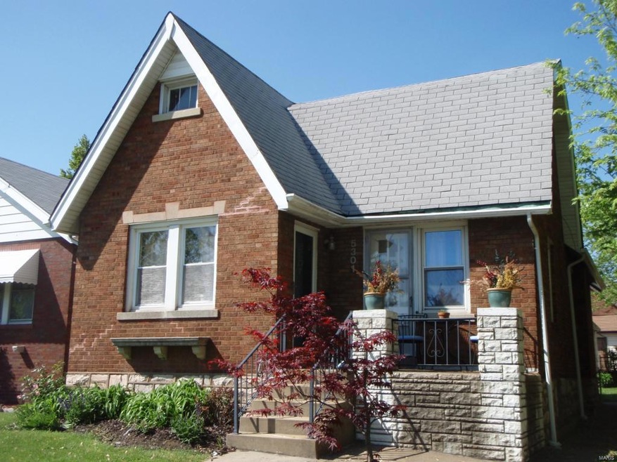 5301 Chippewa St, Saint Louis, MO 63109 - photo 1