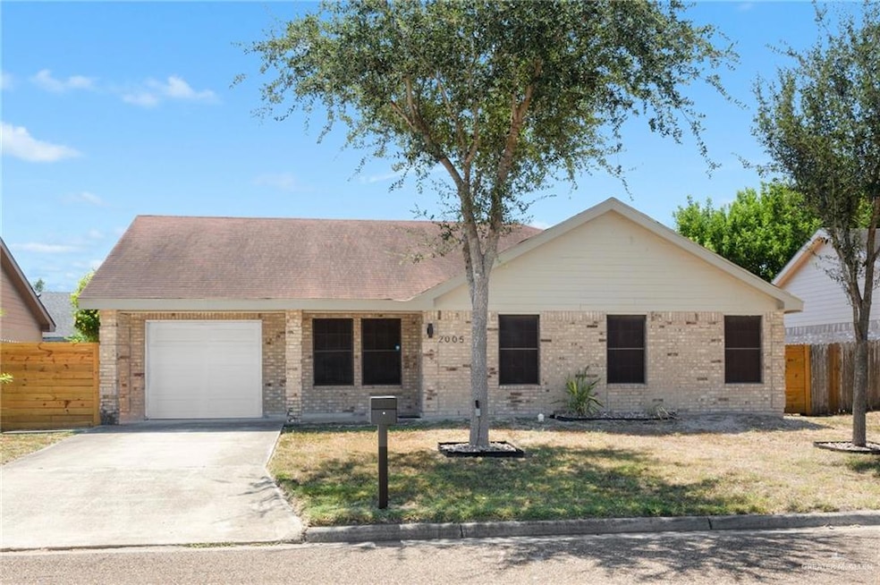 2005 Fairmont Ave, McAllen, TX 78504 - photo 1
