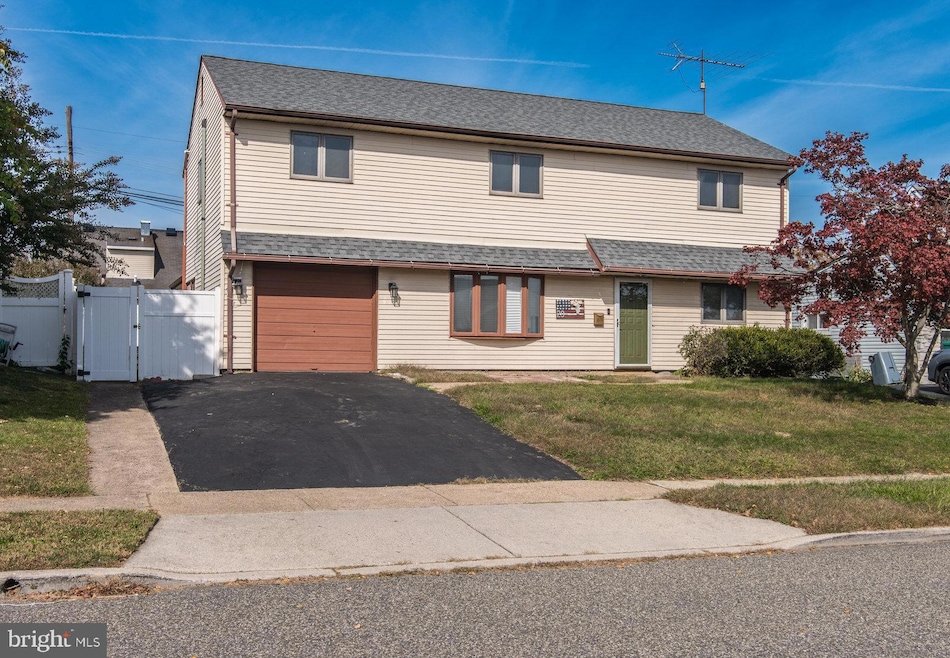 For Rent $2,990/month • Co-Listing Agent