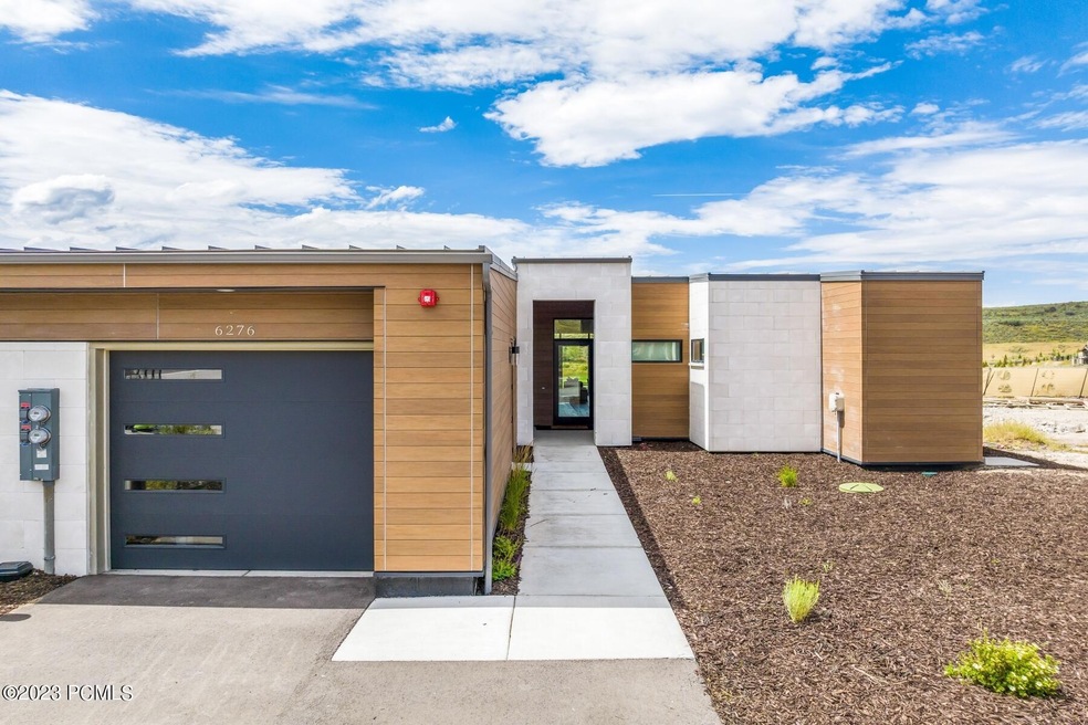 0_Exterior_1800x1200_3937113