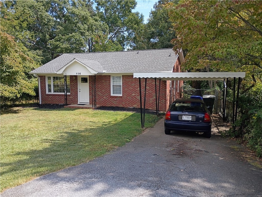 Under Contract $299,900