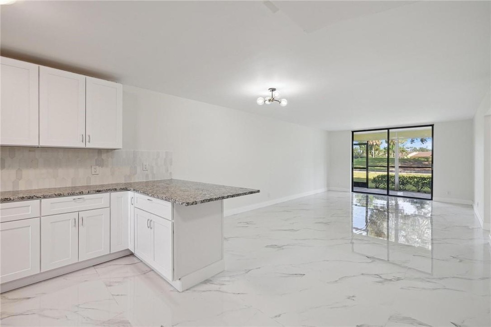 MODERN RENOVATION with OPEN KITCHEN and 32x32 PORC