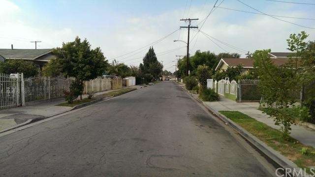 2054 E Piru St, Compton, CA 90222 - photo 1