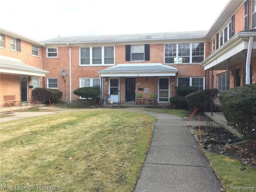 For Rent $1,195/month • Co-Listing Agent