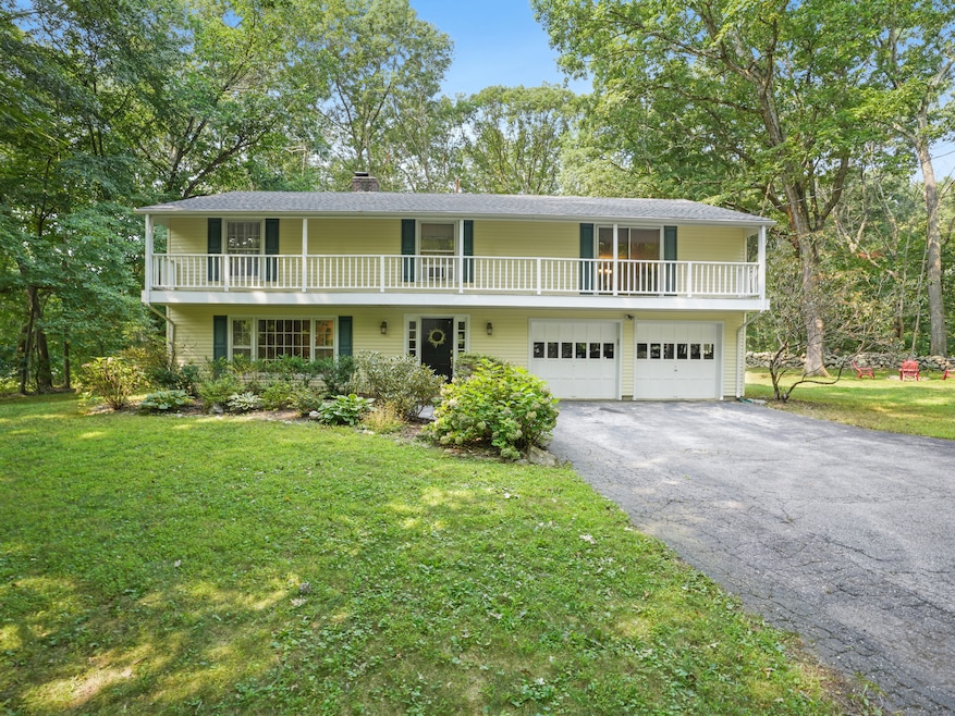 11 Butternut Place, Wilton, CT 06897 - photo 1