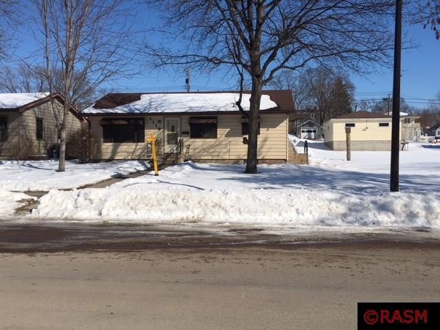 1119 S Franklin St, New Ulm, MN 56073 - photo 1