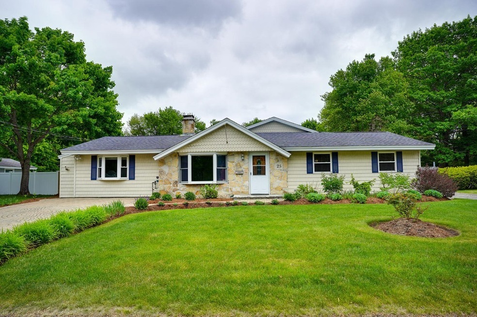 25 Cresthaven Dr, Burlington, MA 01803 - photo 1