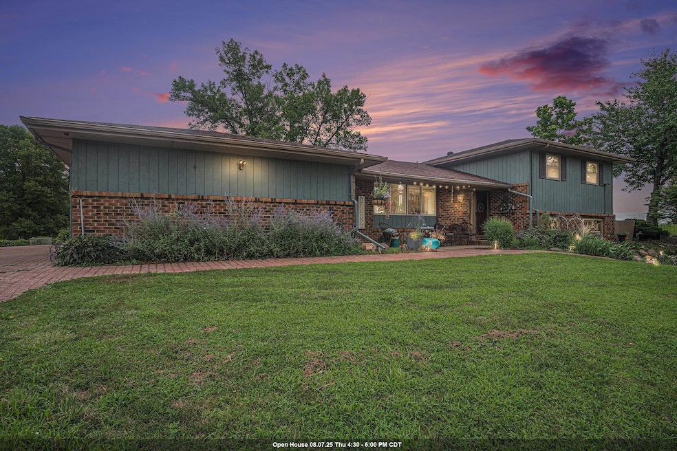 For Sale $599,900 • Co-Listing Agent
