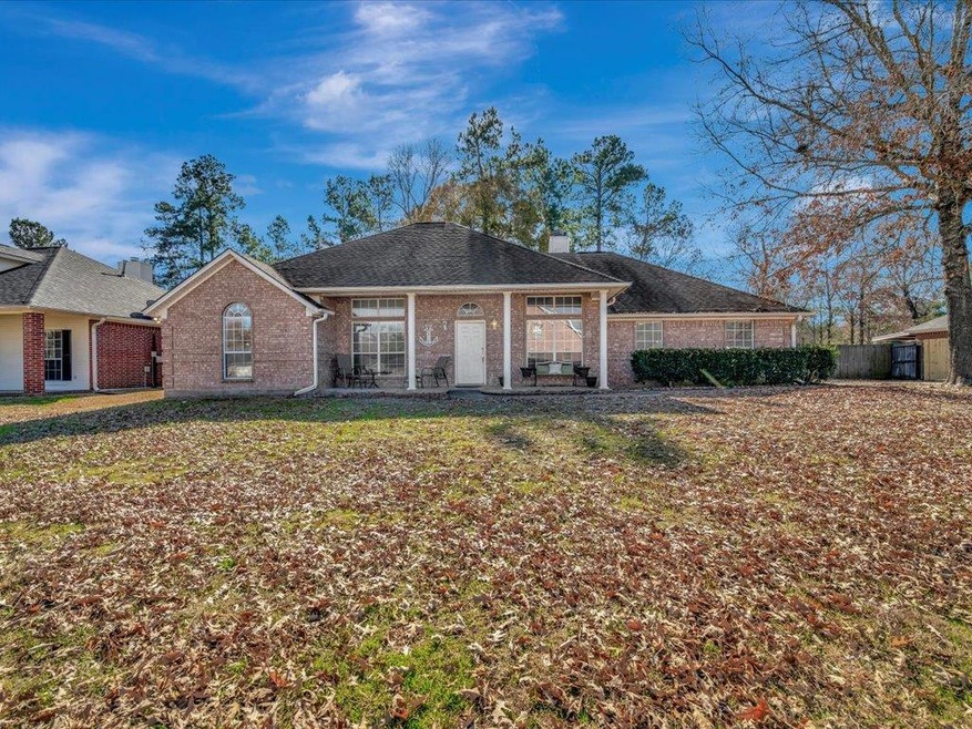 149 Bobwhite Dr, Lufkin, TX 75904 - photo 1