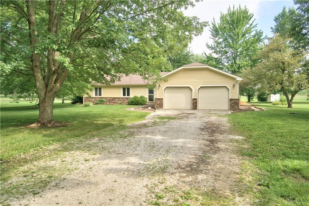 4328 Gibbs Rd, Danville, IN 46122 - photo 1