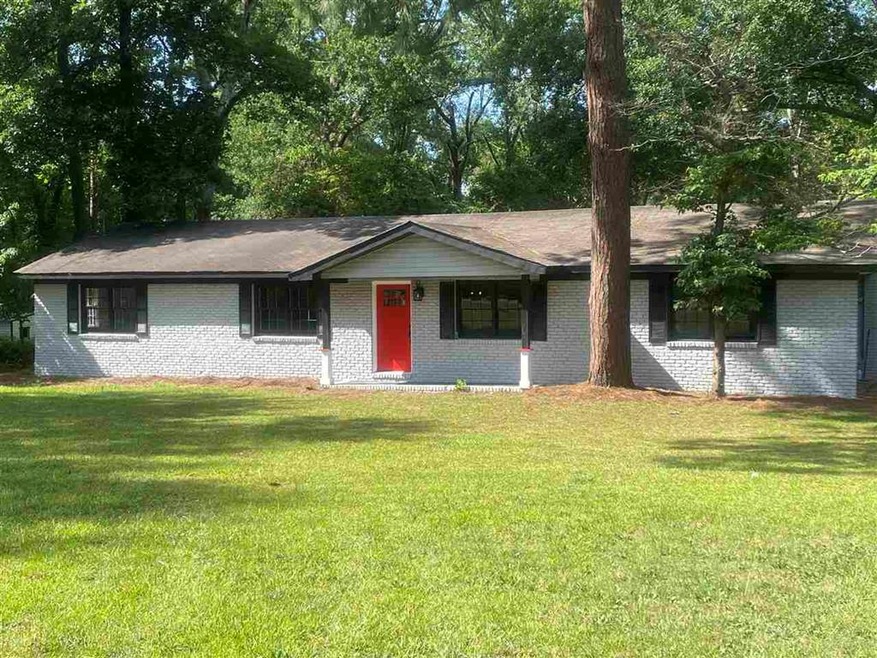 203 E Thomson Dr, Centerville, GA 31028 - photo 1