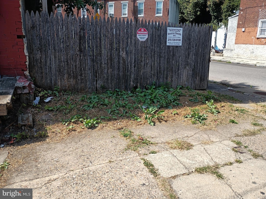 5630 Heiskell St, Philadelphia, PA 19144 - photo 1