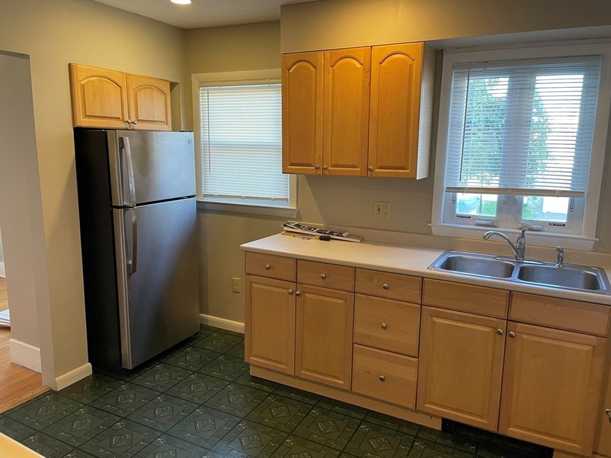 21 Sprague St unit 1, Peabody, MA 01960 - photo 1