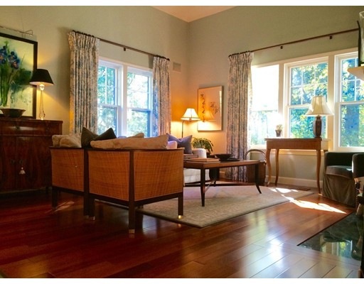 27 S Commons, Lincoln, MA 01773 - photo 1