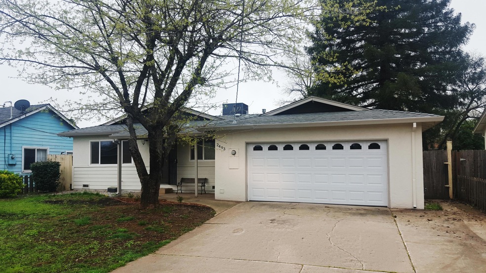 2493 Wilson Ave, Redding, CA 96002 - photo 1