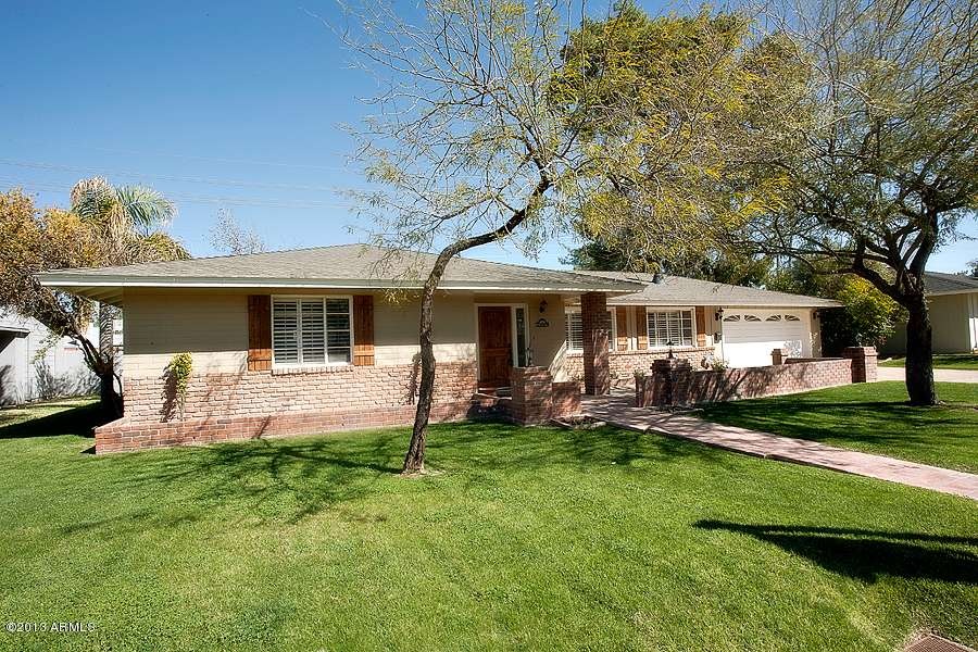 Lovely Classic Ranch Style Home