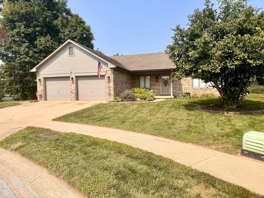 1210 Renee Dr, Plainfield, IN 46168 - photo 1