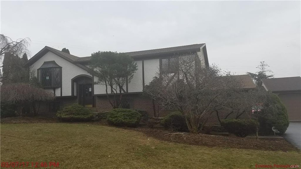 3320 Church View Rd, Emmaus, PA 18049 - photo 1