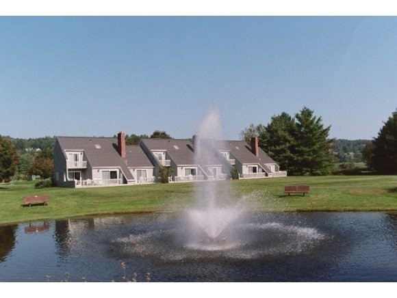 1746 Mountain Rd unit 628, Stowe, VT 05672 - photo 1