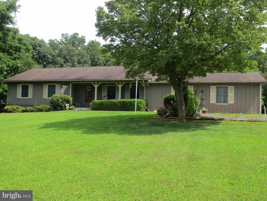 1380 Nelson Ln, Amissville, VA 20106 - photo 1