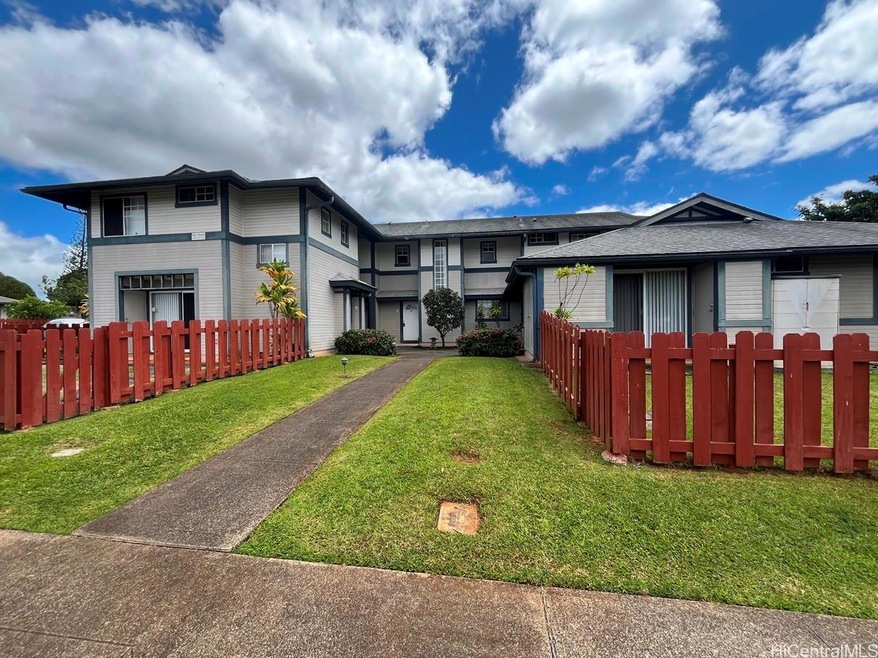 95-1045 Kuauli St unit 58, Mililani, HI 96789 - photo 1