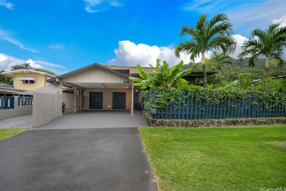 Sold $1,495,000 • Co-Listing Agent