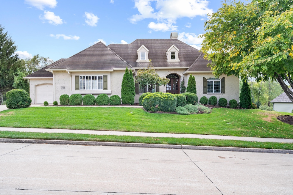 For Sale $724,900 • Co-Listing Agent