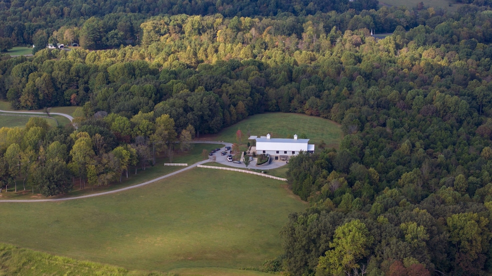 3795 Turnersville Rd, Cedar Hill, TN 37032 - photo 1