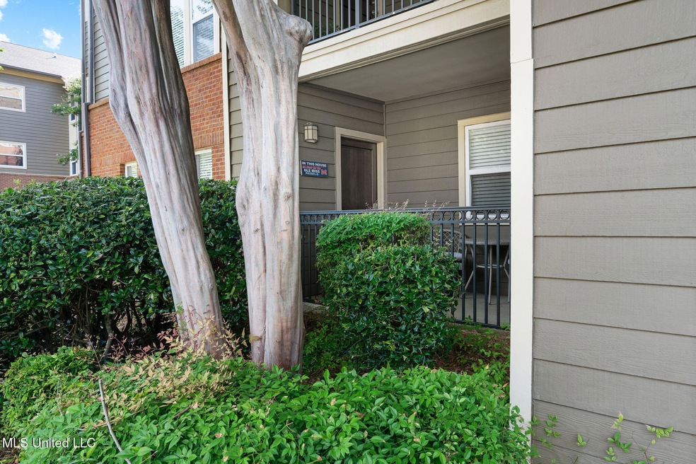 7-web-or-mls-2100 Old Taylor Rd E-119%0A