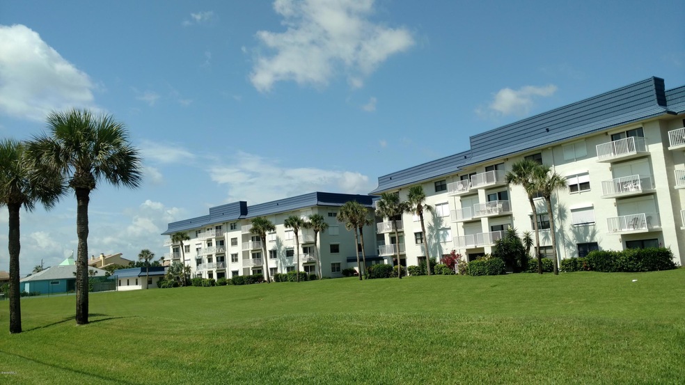 Oceanview Exterior 2 bldgs.MG_20160617_1