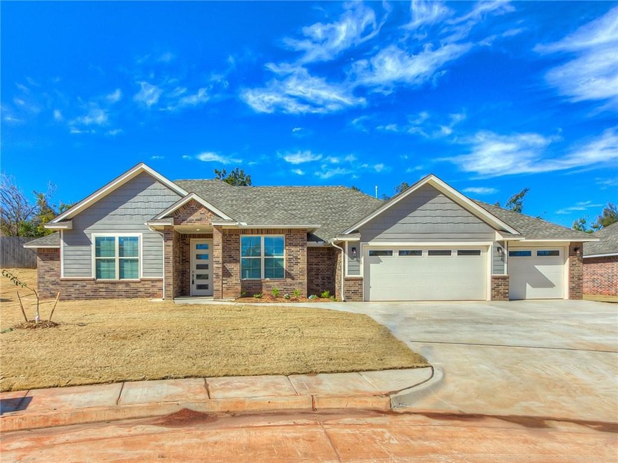 7047 Richardson Ct, Warr Acres, OK 73132 - photo 1