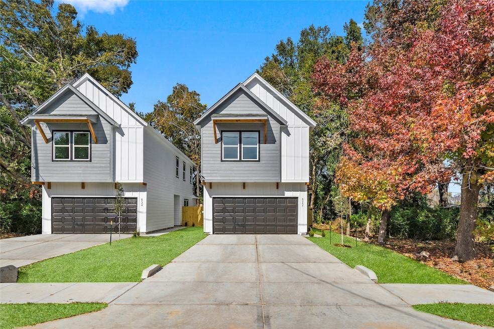 824 Enterprise St, Houston, TX 77088 - photo 1