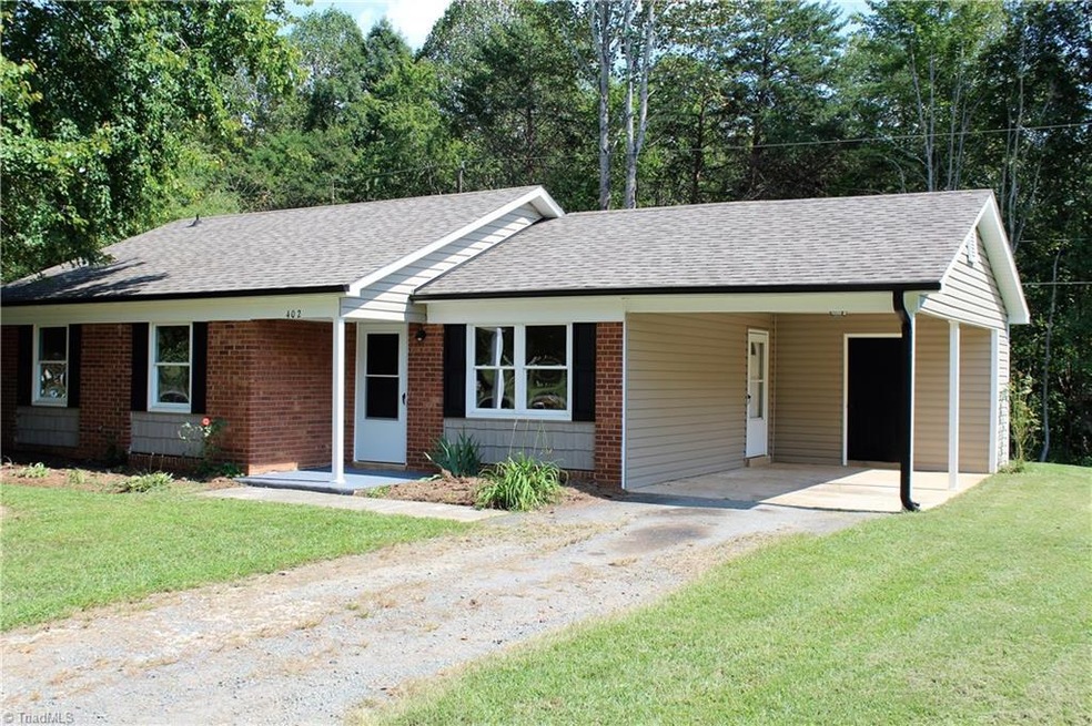 402 Weatherford Dr, King, NC 27021 - photo 1