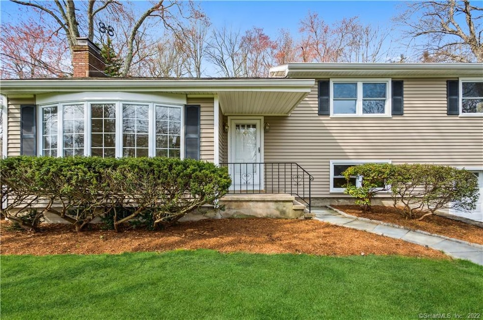 6 Tommy's Lane, Norwalk