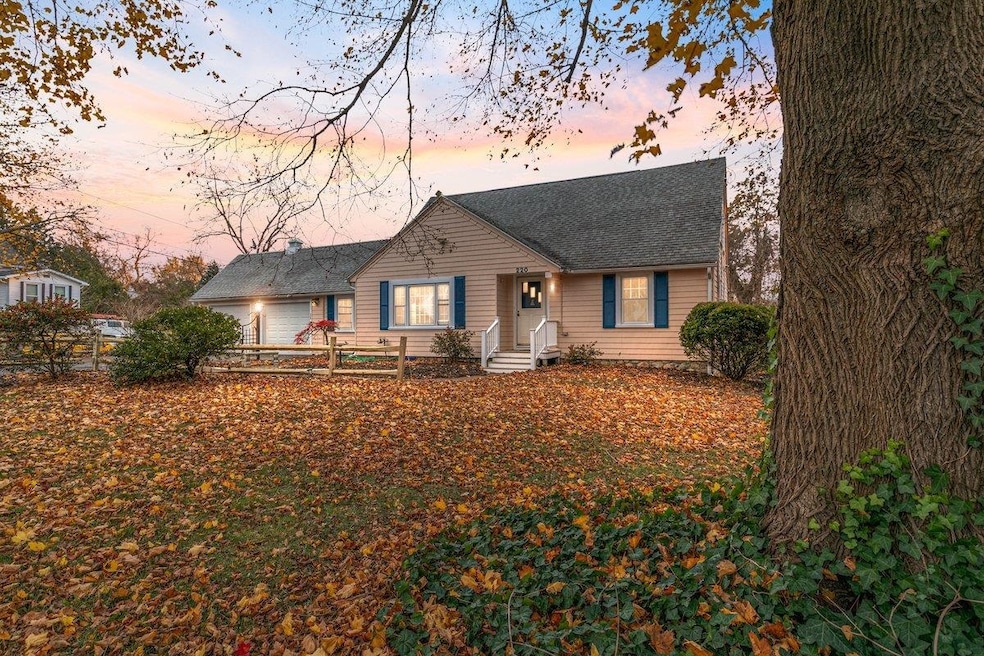 220 Pelham St, Methuen, MA 01844 - photo 1