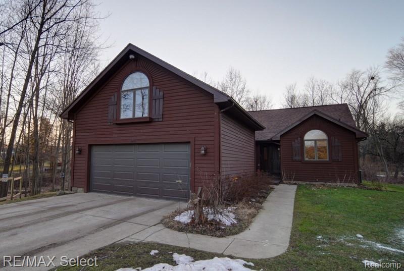 5413 N McKinley 001.jpg