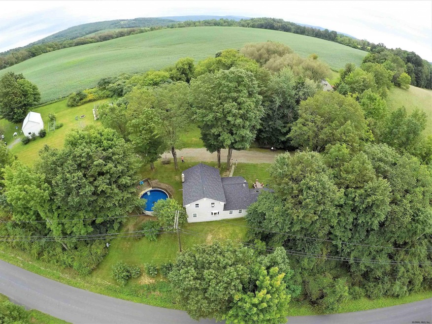 21 Newcombs Ln, Melrose, NY 12121 - photo 1