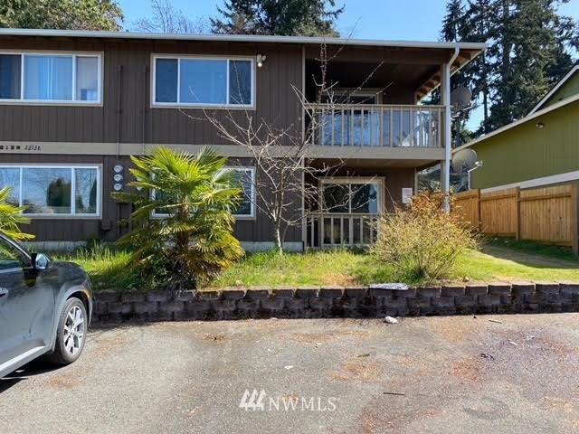 22128 28th Ave S, Des Moines, WA 98198 - photo 1