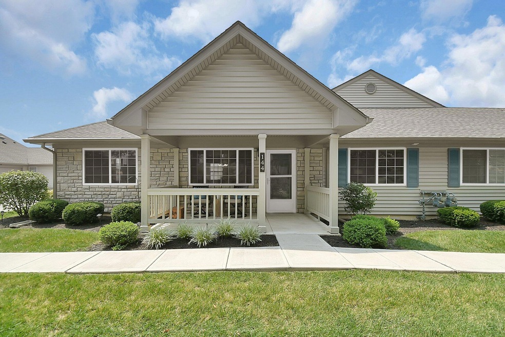 1-web-or-mls-144-pioneer-cir